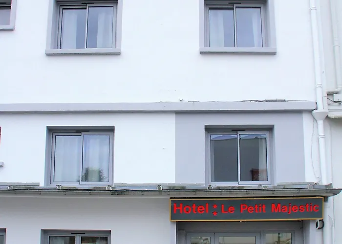 Le Petit Majestic Лурд