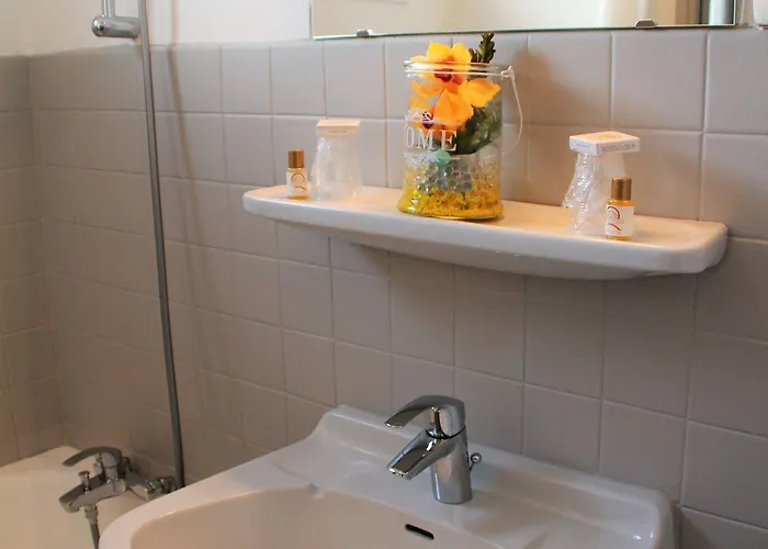 Le Petit Majestic Hotell